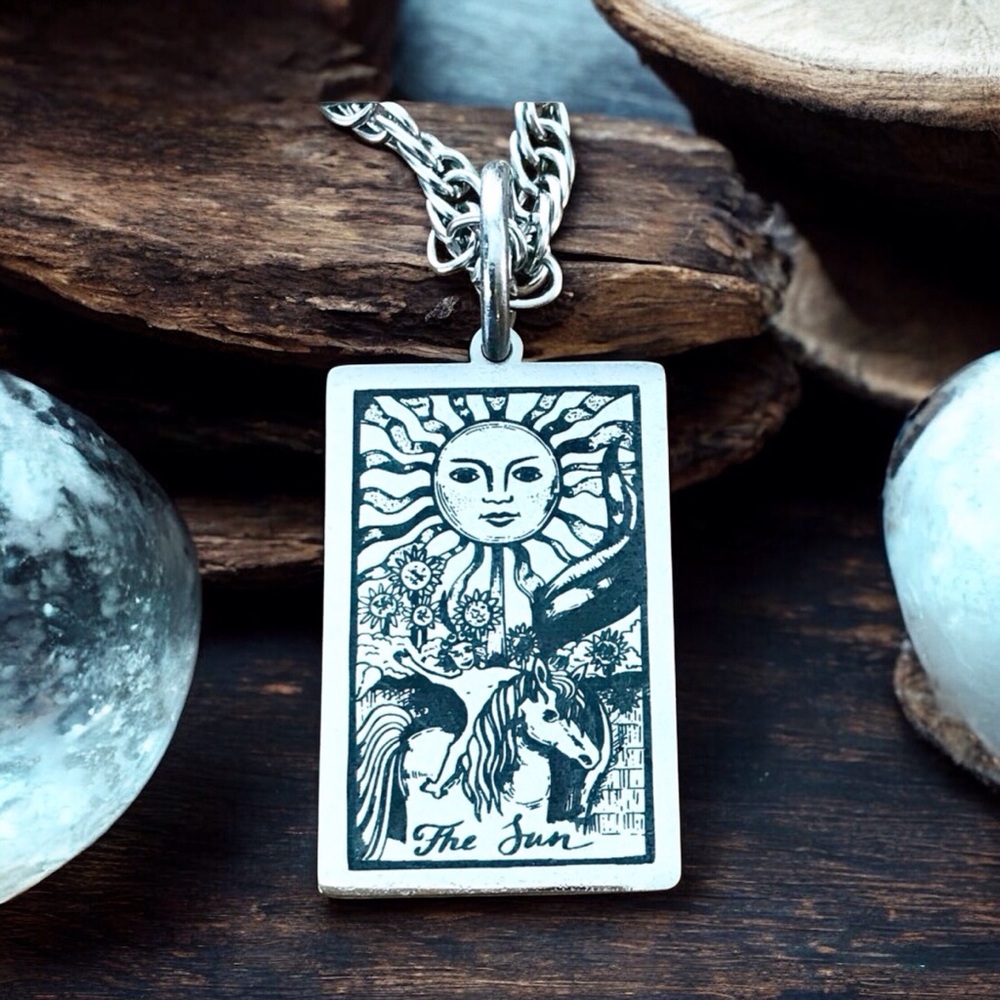 🆕 The Sun Three Ring Tarot Card Pendant Necklace Stainless Steel